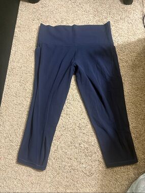Athleta Navy Blue Salutation Stash Picket II Capri Size 1X